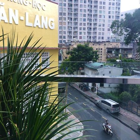 Full House Retreat - The Water Front Aparthotel Ho Chi Minh City Bagian luar foto