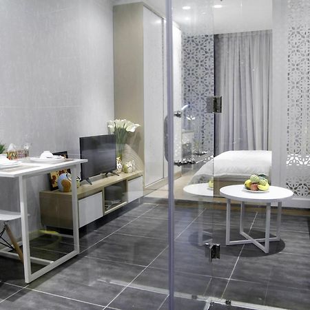 Full House Retreat - The Water Front Aparthotel Ho Chi Minh City Bagian luar foto