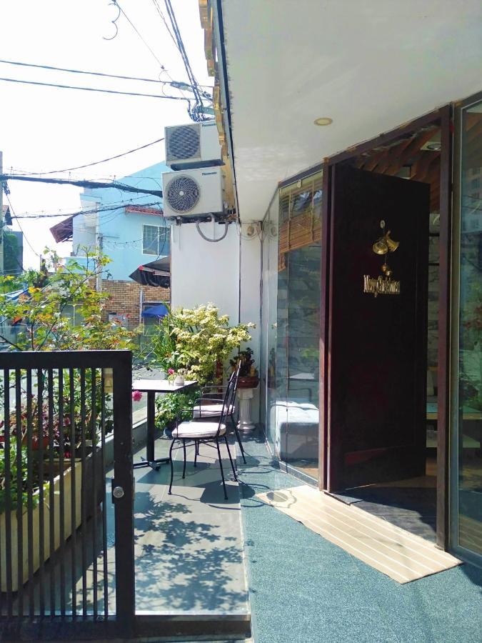 Full House Retreat - The Water Front Aparthotel Ho Chi Minh City Bagian luar foto