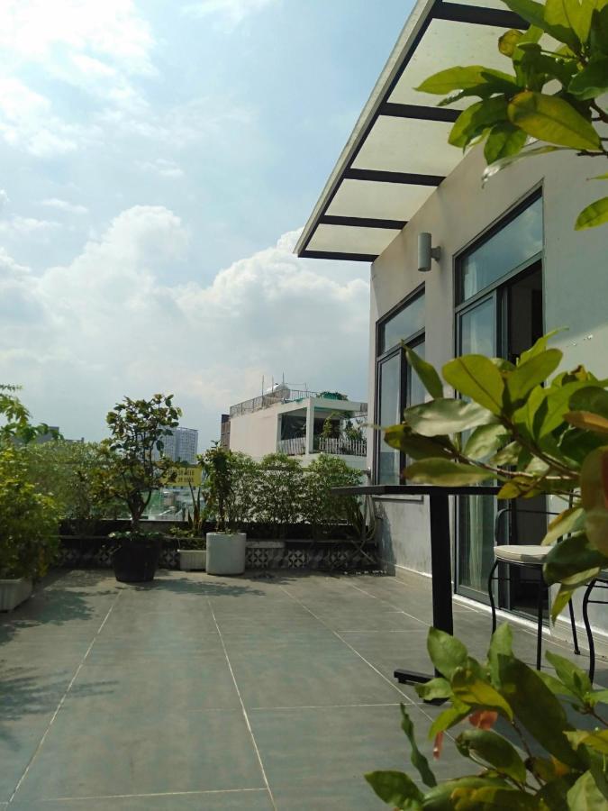 Full House Retreat - The Water Front Aparthotel Ho Chi Minh City Bagian luar foto